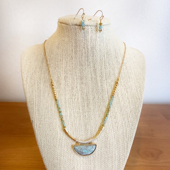 NWT Blue Tribal Necklace & Earrings Set – Goldtone Minimalist Boho Jewelry - Picture 3 of 9